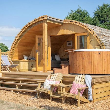 הוילה Hooe Barnhorn Glamping מראה חיצוני תמונה