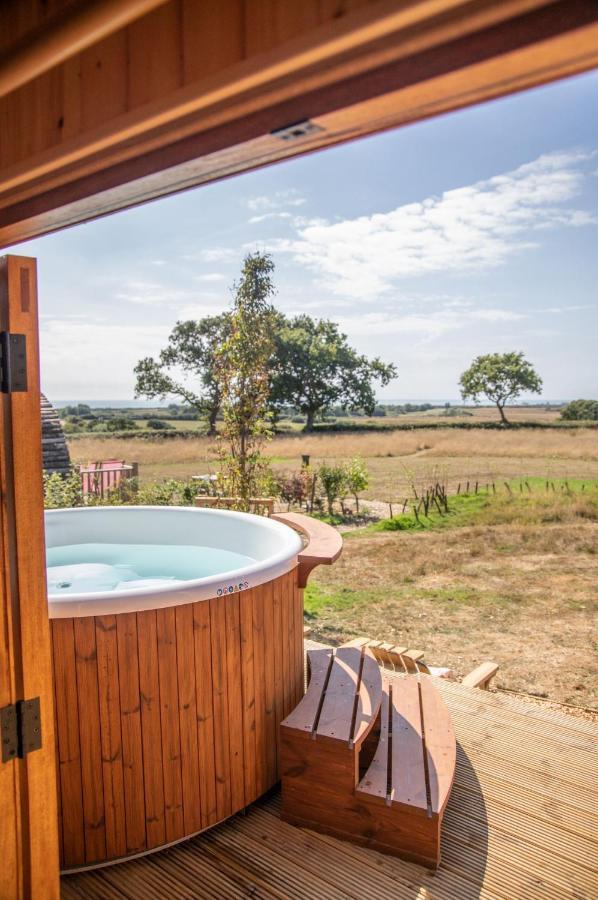 הוילה Hooe Barnhorn Glamping מראה חיצוני תמונה
